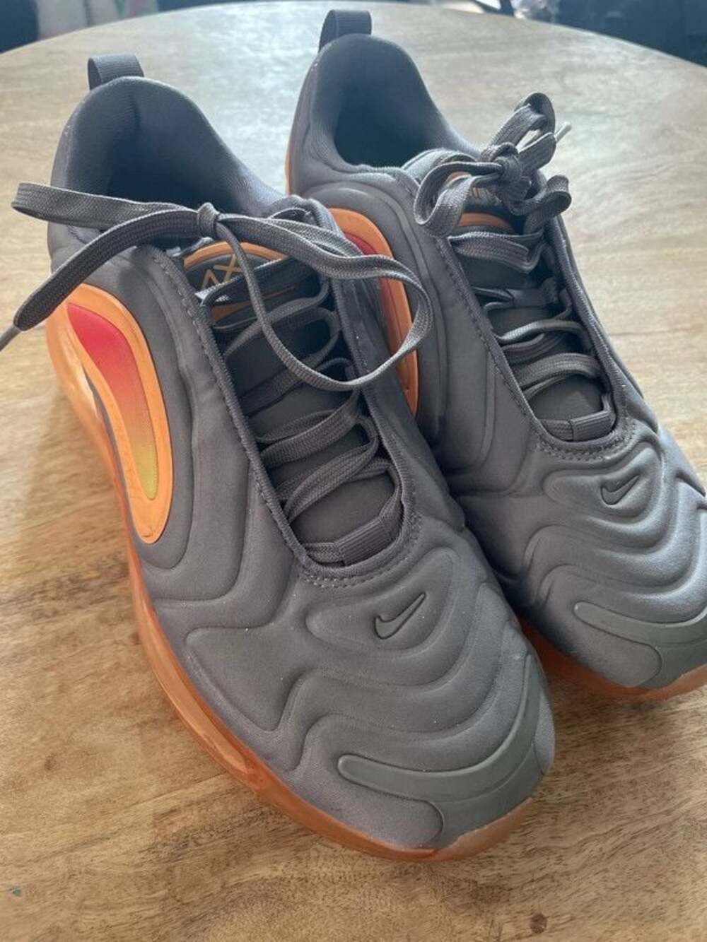 Nike Air Max 720 Gunsmoke Fuel Orange GS